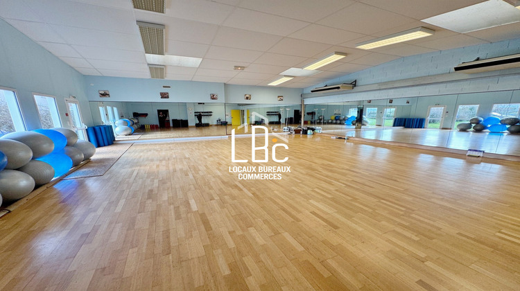 Ma-Cabane - Vente Local commercial Saint-Hilaire-de-Chaléons, 570 m²