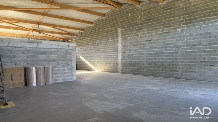 Ma-Cabane - Vente Local commercial Saint-Hilaire-de-Chaléons, 255 m²