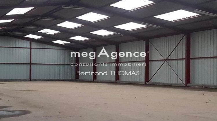 Ma-Cabane - Vente Local commercial SAINT HILAIRE DES LANDES, 625 m²