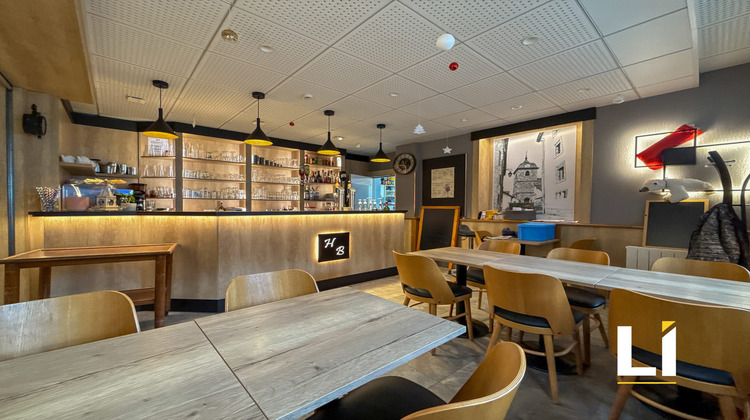 Ma-Cabane - Vente Local commercial Saint-Hippolyte, 1000 m²