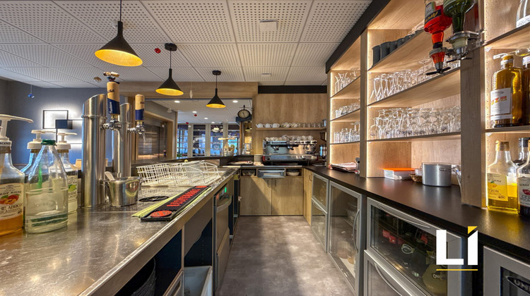 Ma-Cabane - Vente Local commercial Saint-Hippolyte, 1000 m²