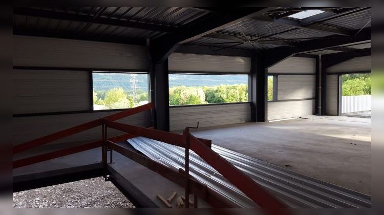 Ma-Cabane - Vente Local commercial Saint-Ismier, 274 m²