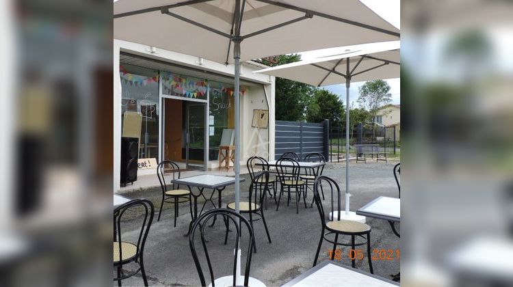 Ma-Cabane - Vente Local commercial SAINT JEAN D'ANGELY, 160 m²