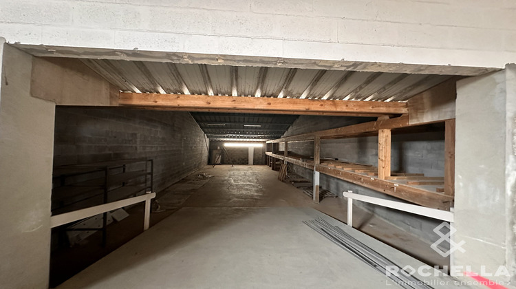 Ma-Cabane - Vente Local commercial Saint-Jean-d'Angély, 393 m²