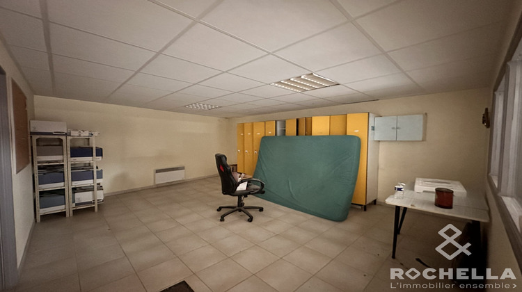 Ma-Cabane - Vente Local commercial Saint-Jean-d'Angély, 393 m²