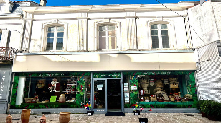 Ma-Cabane - Vente Local commercial Saint-Jean-d'Angely, 200 m²