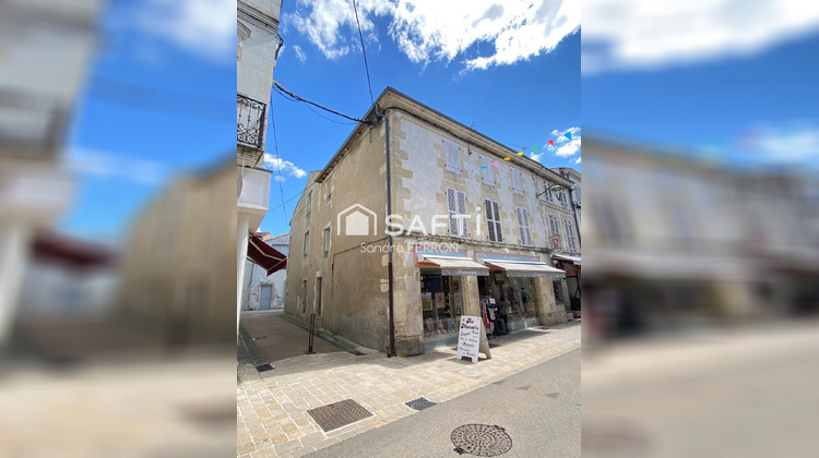 Ma-Cabane - Vente Local commercial Saint-Jean-d'Angely, 285 m²