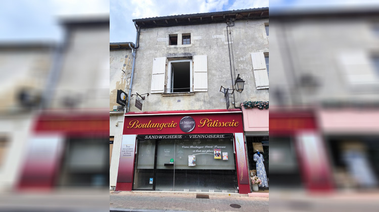 Ma-Cabane - Vente Local commercial Saint-Jean-d'Angely, 155 m²