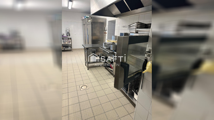 Ma-Cabane - Vente Local commercial Saint-Jean-de-la-Motte, 180 m²