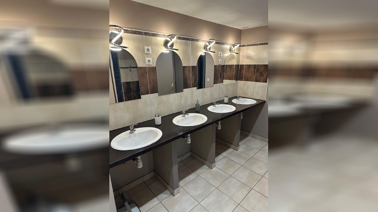 Ma-Cabane - Vente Local commercial Saint-Jean-de-la-Motte, 180 m²