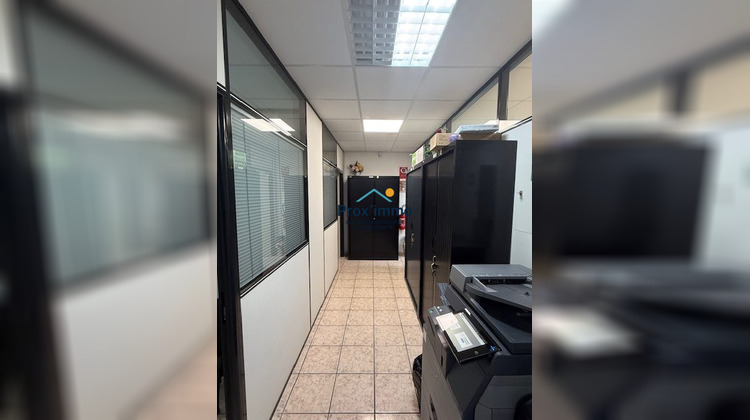 Ma-Cabane - Vente Local commercial SAINT-JOSEPH, 139 m²