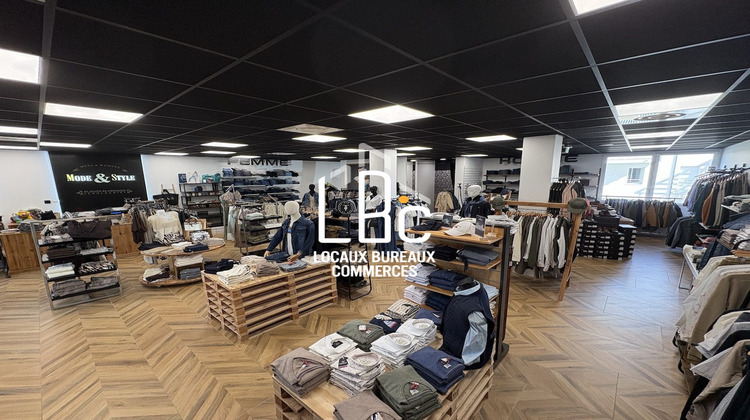 Ma-Cabane - Vente Local commercial Saint-Julien-de-Concelles, 150 m²