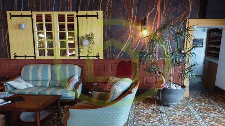 Ma-Cabane - Vente Local commercial SAINT JULIEN DE JONZY, 732 m²