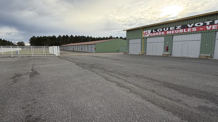 Ma-Cabane - Vente Local commercial Saint-Julien-en-Born, 5415 m²