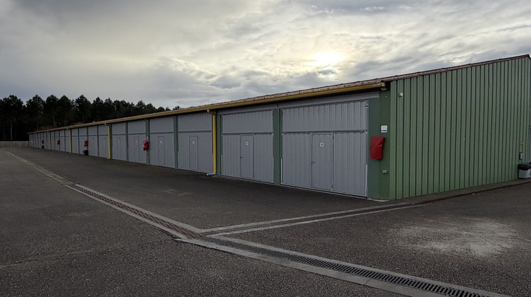 Ma-Cabane - Vente Local commercial Saint-Julien-en-Born, 5415 m²