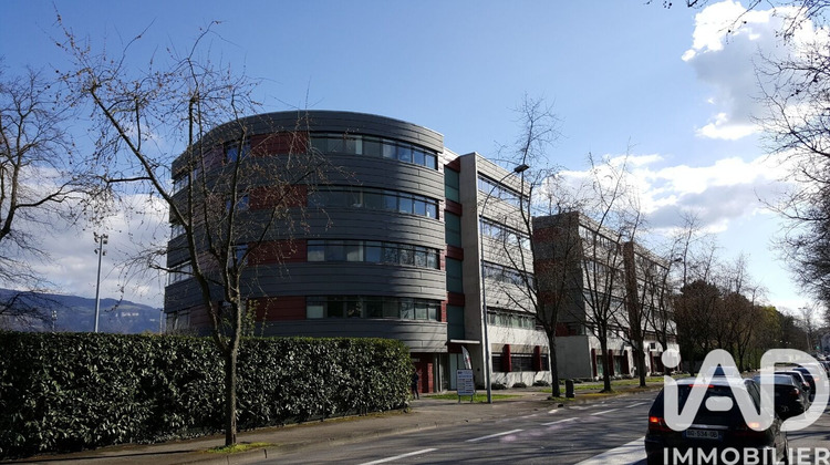 Ma-Cabane - Vente Local commercial Saint-Julien-en-Genevois, 86 m²