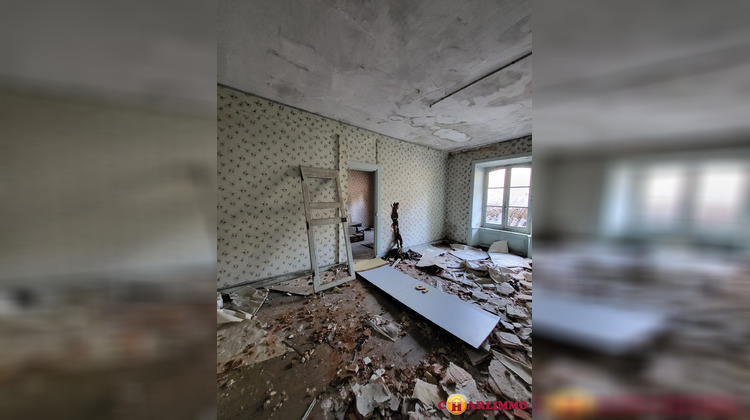 Ma-Cabane - Vente Local commercial Saint-Junien, 1947 m²