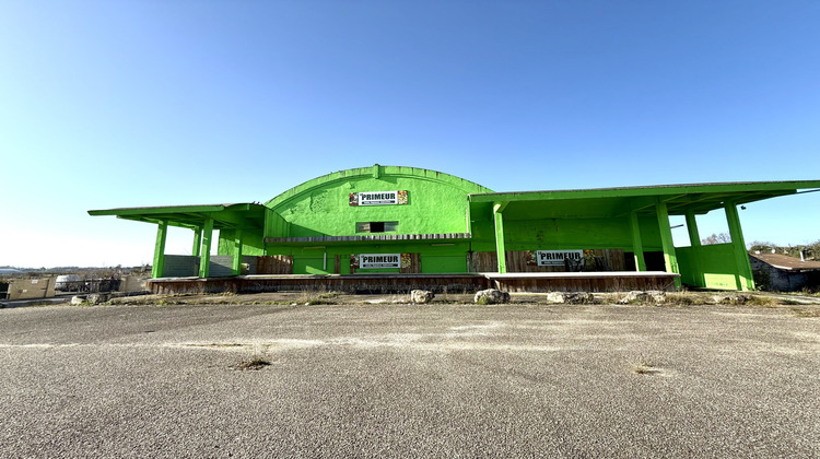 Ma-Cabane - Vente Local commercial Saint-Laurent-d'Arce, 2200 m²