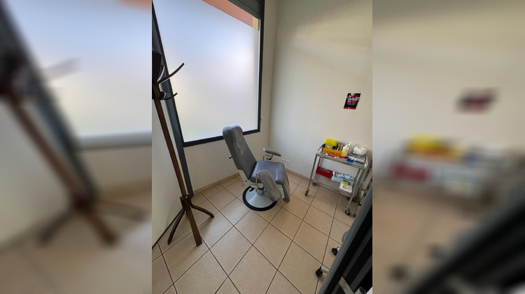 Ma-Cabane - Vente Local commercial Saint-Laurent-du-Var, 151 m²