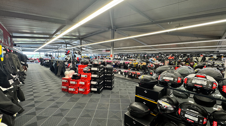 Ma-Cabane - Vente Local commercial SAINT-LO, 1101 m²