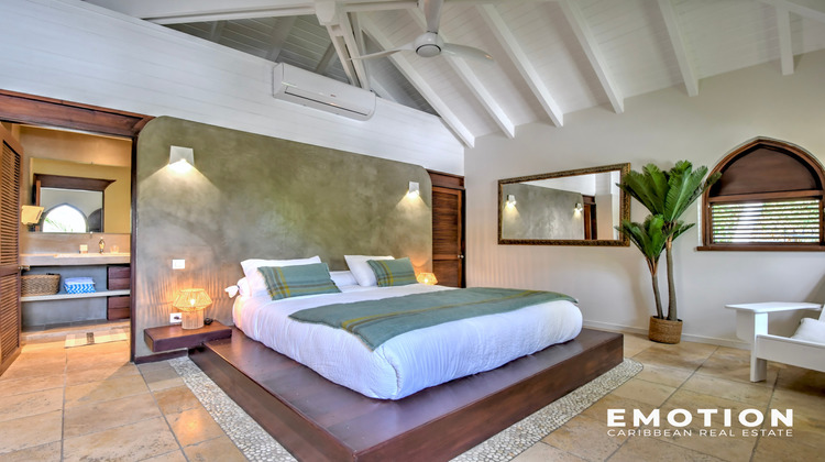 Ma-Cabane - Vente Local commercial Saint-Martin, 798 m²