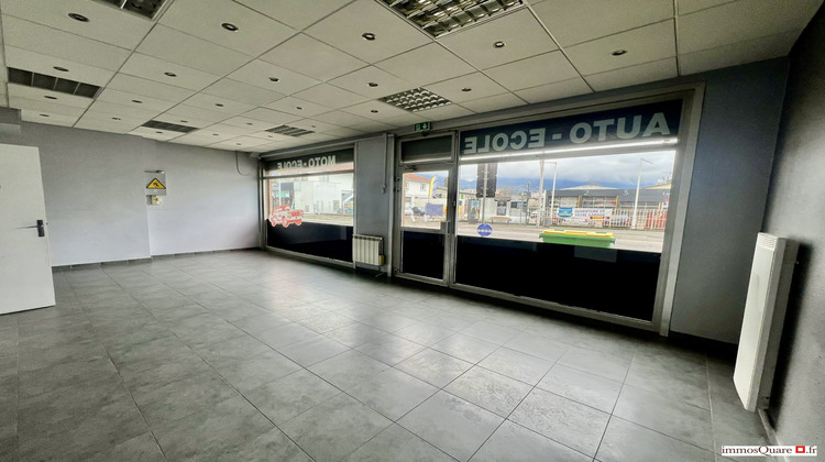 Ma-Cabane - Vente Local commercial Saint-Martin-d'Hères, 64 m²