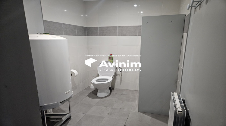 Ma-Cabane - Vente Local commercial Saint-Martin-du-Mont, 400 m²