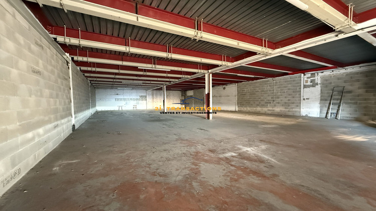 Ma-Cabane - Vente Local commercial Saint-Martin-la-Plaine, 396 m²