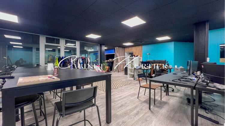 Ma-Cabane - Vente Local commercial Saint-Martin-le-Vinoux, 192 m²