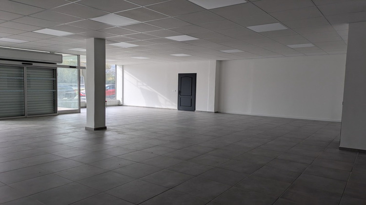 Ma-Cabane - Vente Local commercial SAINT MARTIN LE VINOUX, 167 m²