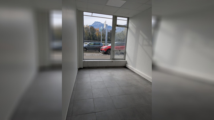 Ma-Cabane - Vente Local commercial SAINT MARTIN LE VINOUX, 167 m²