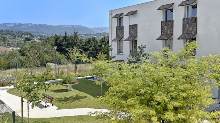 Ma-Cabane - Vente Local commercial SAINT-MAXIMIN-LA-SAINTE-BAUME, 2800 m²