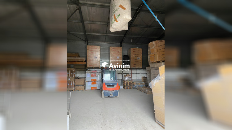 Ma-Cabane - Vente Local commercial Saint-Nazaire-les-Eymes, 817 m²