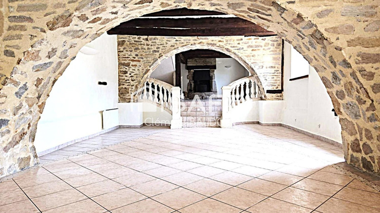 Ma-Cabane - Vente Local commercial Saint-Nolff, 1353 m²