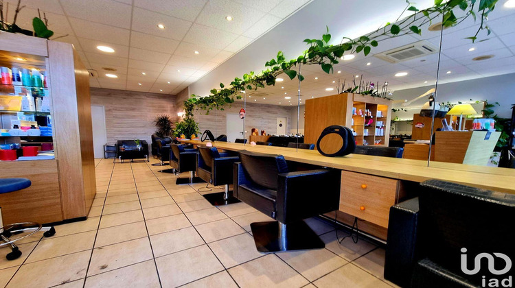Ma-Cabane - Vente Local commercial Saint-Ouen-l'Aumône, 63 m²