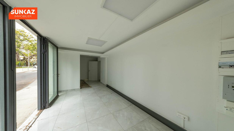 Ma-Cabane - Vente Local commercial SAINT PIERRE, 18 m²