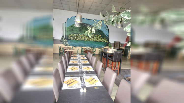 Ma-Cabane - Vente Local commercial Saint-Pierre-d'Albigny, 120 m²