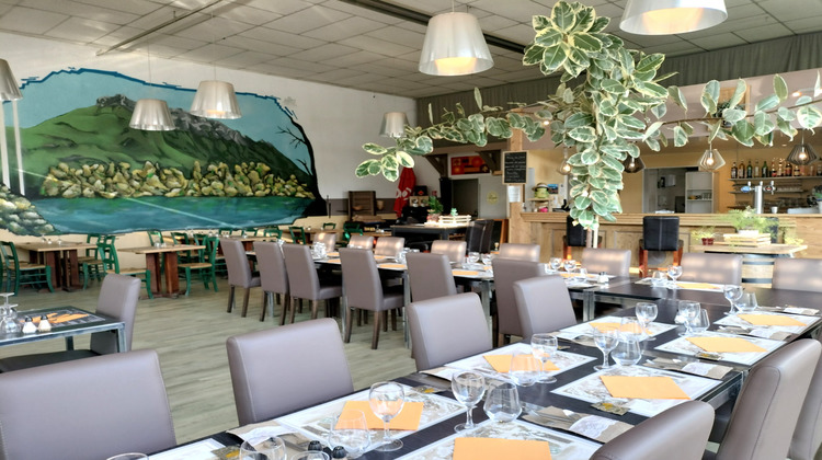 Ma-Cabane - Vente Local commercial Saint-Pierre-d'Albigny, 120 m²