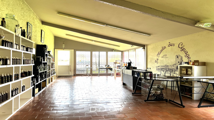 Ma-Cabane - Vente Local commercial Saint-Pierre-d'Eyraud, 500 m²