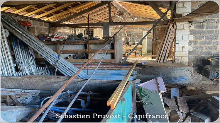 Ma-Cabane - Vente Local commercial SAINT PIERRE DE COLE, 110 m²