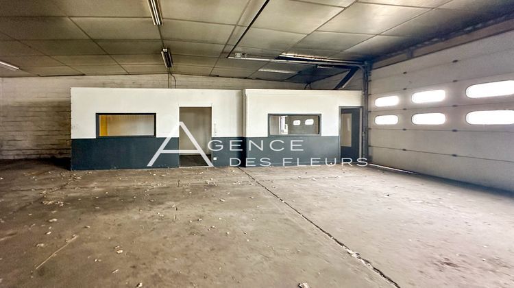 Ma-Cabane - Vente Local commercial SAINT-PIERRE-LES-ELBEUF, 569 m²