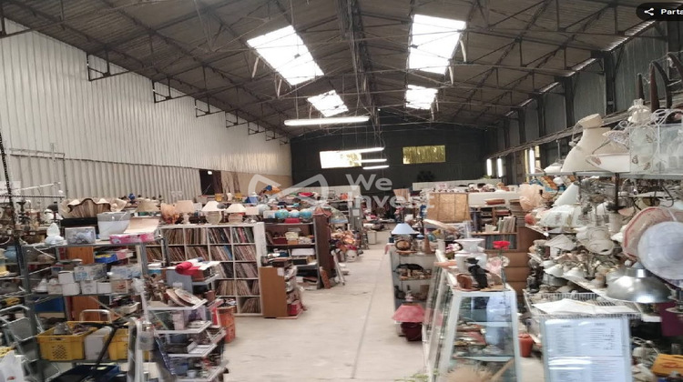 Ma-Cabane - Vente Local commercial Saint-Porchaire, 1200 m²
