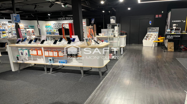 Ma-Cabane - Vente Local commercial Saint-Quentin, 1993 m²