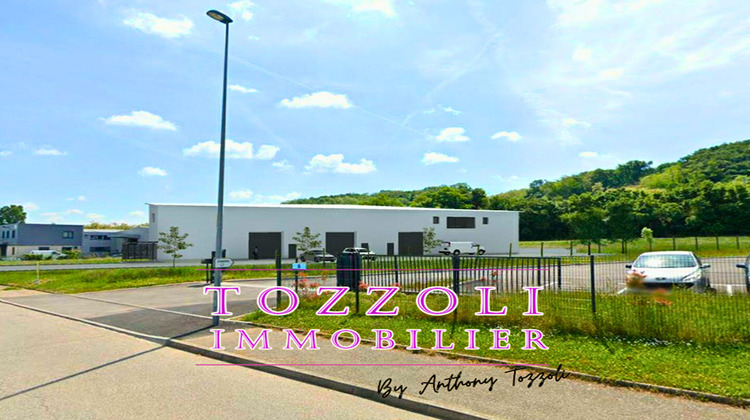 Ma-Cabane - Vente Local commercial SAINT-QUENTIN-FALLAVIER, 187 m²