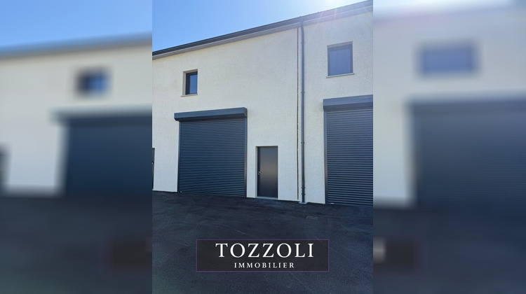 Ma-Cabane - Vente Local commercial SAINT-QUENTIN-FALLAVIER, 158 m²