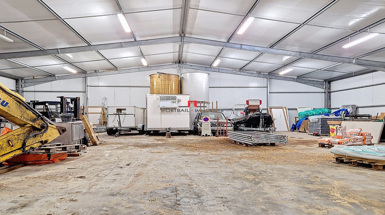 Ma-Cabane - Vente Local commercial Saint-Romain-la-Virvée, 240 m²