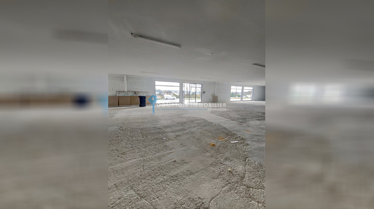 Ma-Cabane - Vente Local commercial Saint-Sernin, 460 m²