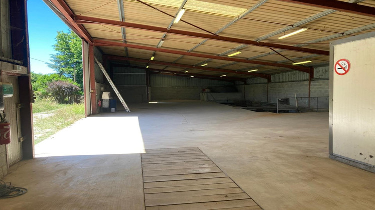 Ma-Cabane - Vente Local commercial Saint-Sulpice-les-Feuilles, 2618 m²