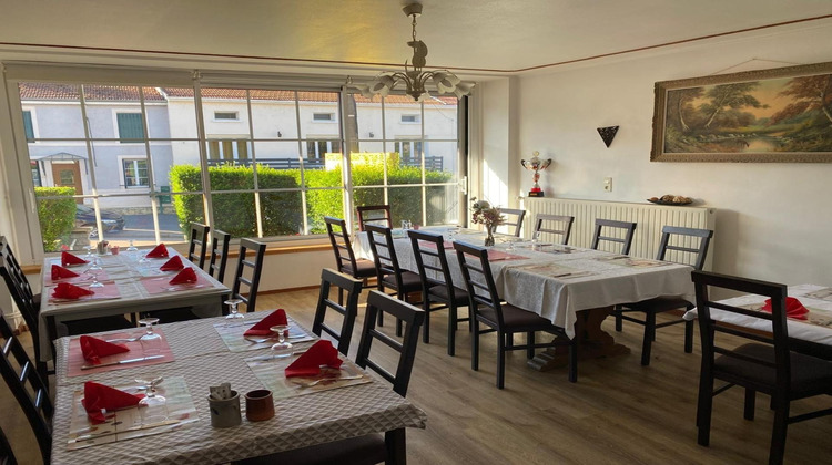 Ma-Cabane - Vente Local commercial Saint-Thiebault, 300 m²