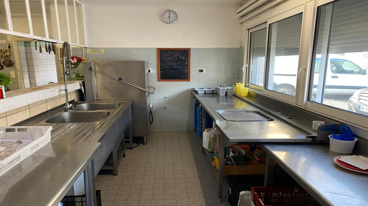 Ma-Cabane - Vente Local commercial Saint-Thiebault, 300 m²